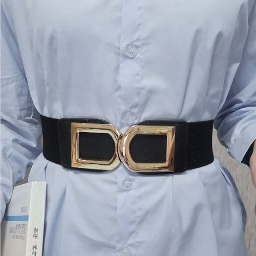 A Belt's Role in Suiting