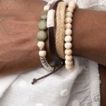 Create your own stylish braided bracelets