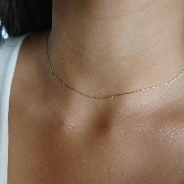 Learn how to fix a thin necklace chain 