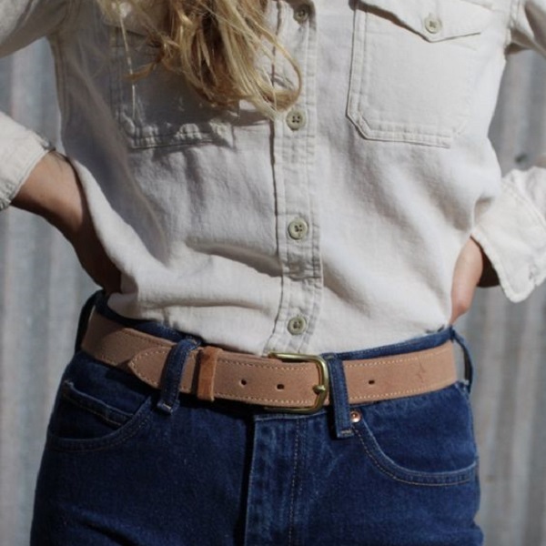 best types of belts to wear with jeans