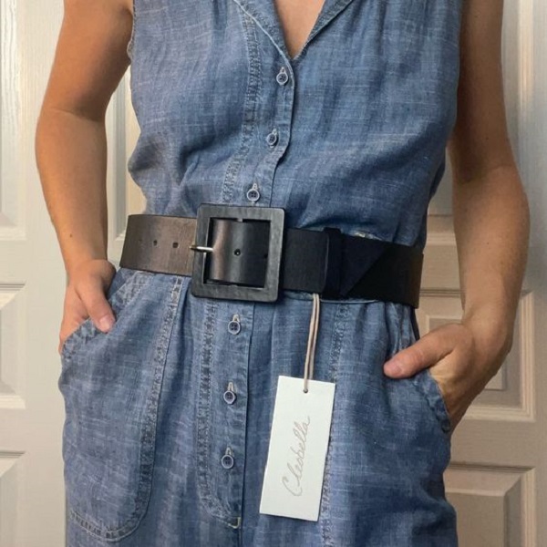 Learn why wearing a belt with a dress