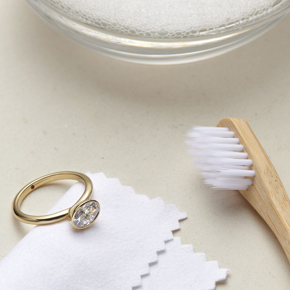 how to clean rings at home