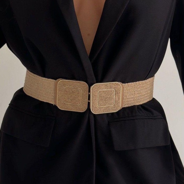 Discover how a wide belt can enhance your figure